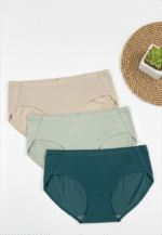 Ultra-Comfort Ribbed Briefs | Seamless & Breathable