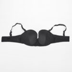 Ultimate Versatility:Black Seamless Strapless Multi-Way Bra - Image 2